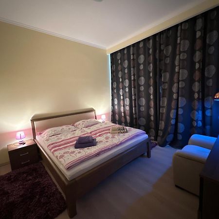 Apartment Zeyerova4 Karlovy Vary Ngoại thất bức ảnh